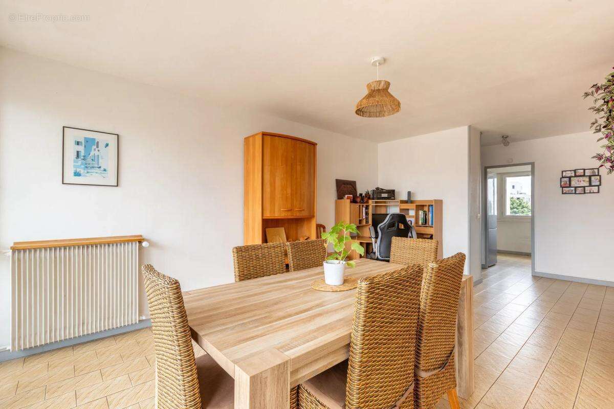 Appartement à LYON-8E