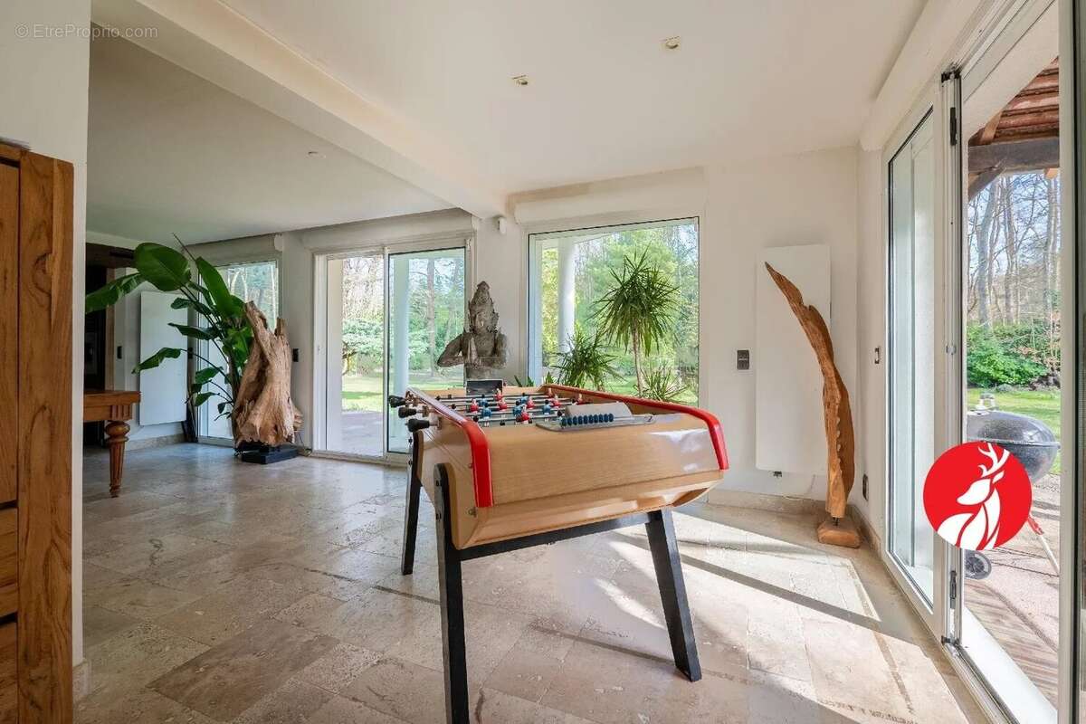 Maison à MILLY-LA-FORET