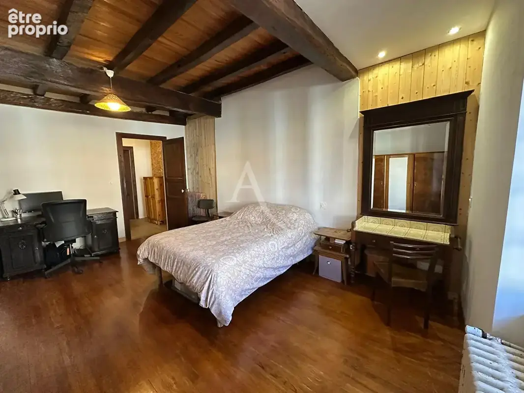 Maison  de caractère  garage et jardin - photo 15