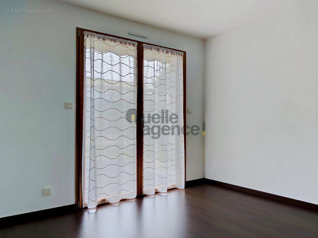 Maison à LE RELECQ-KERHUON