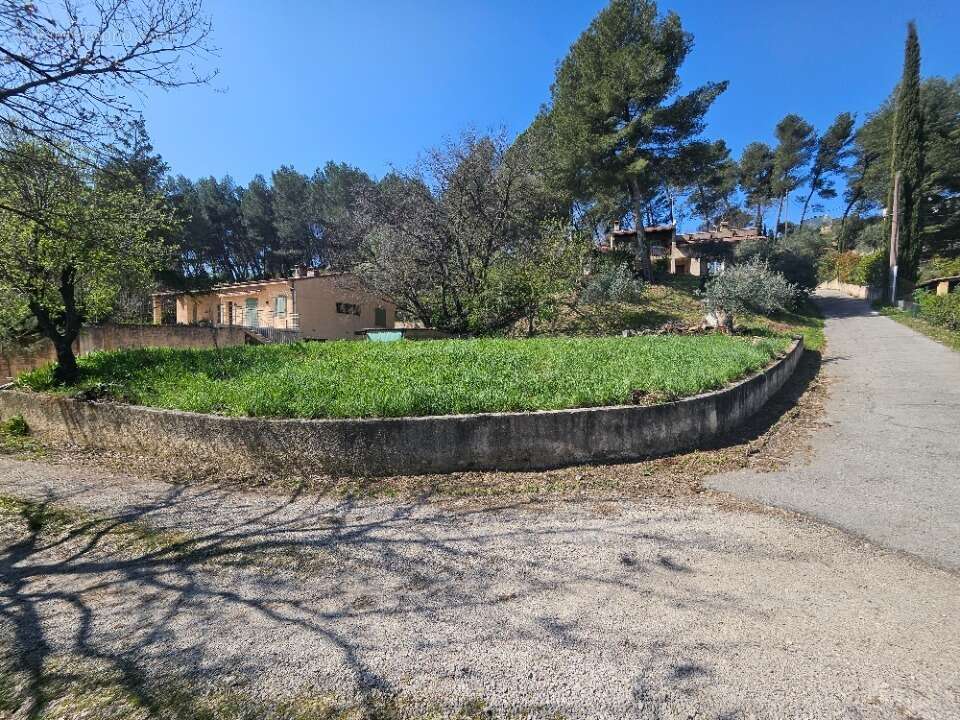 Terrain à GARDANNE
