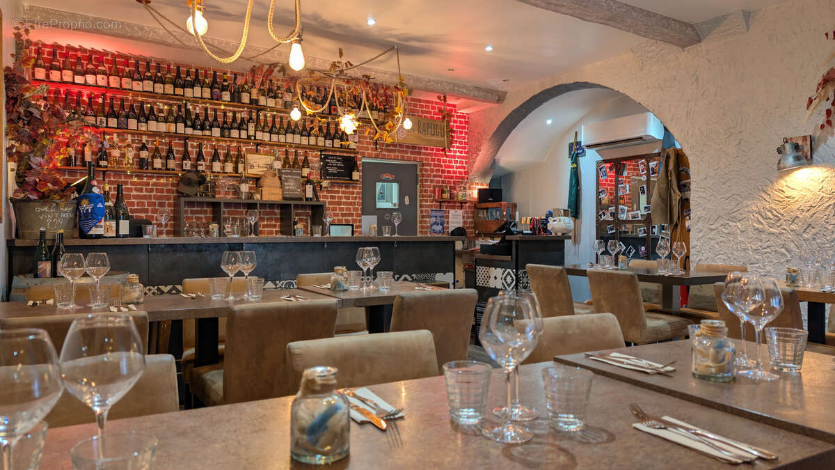 Commerce à SAINT-RAPHAEL