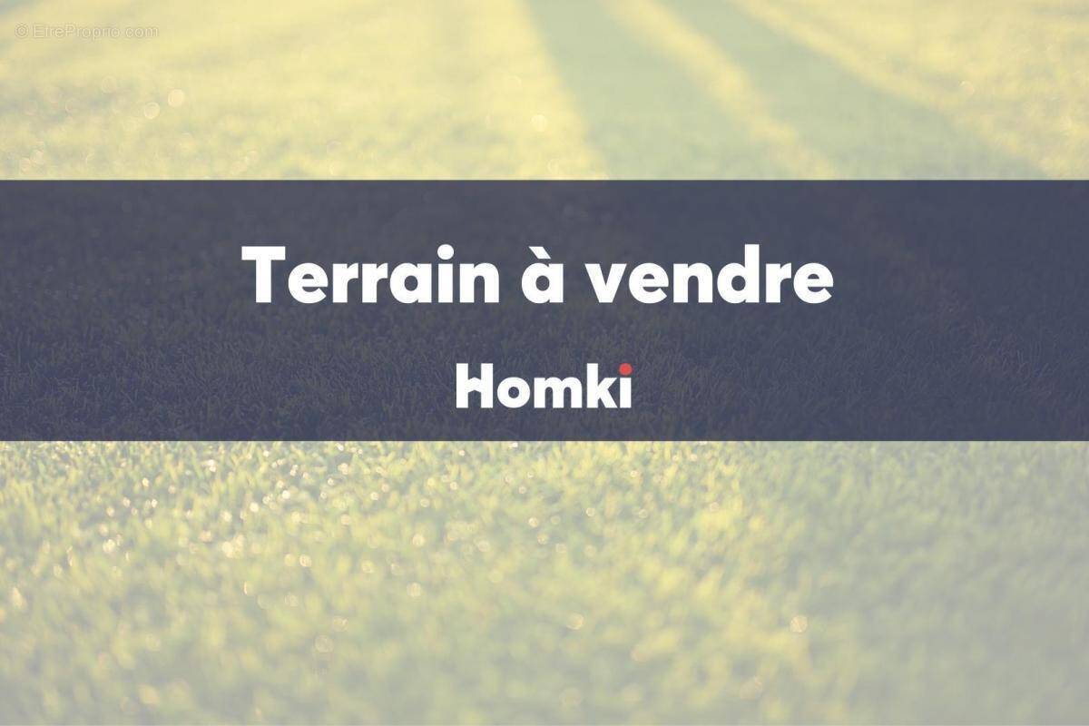 Terrain à PIA