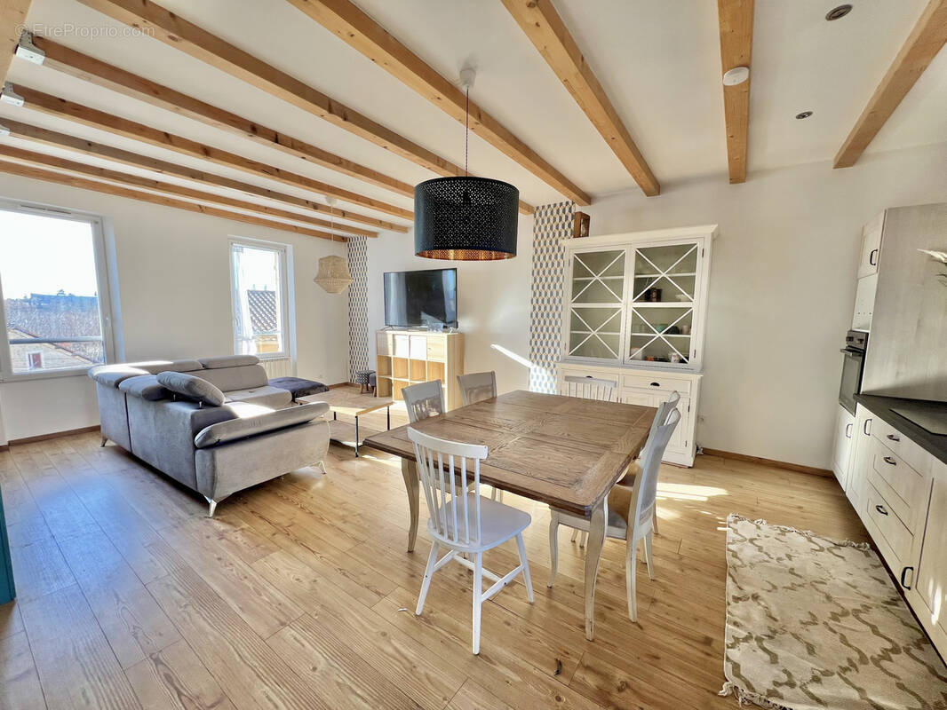 Appartement à SAINTE-TULLE