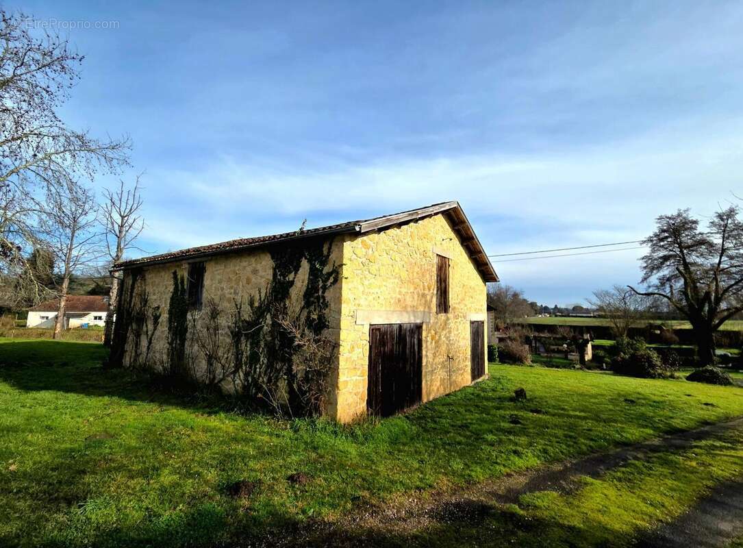 Photo 6 - Maison à SAINT-GERMAIN-ET-MONS