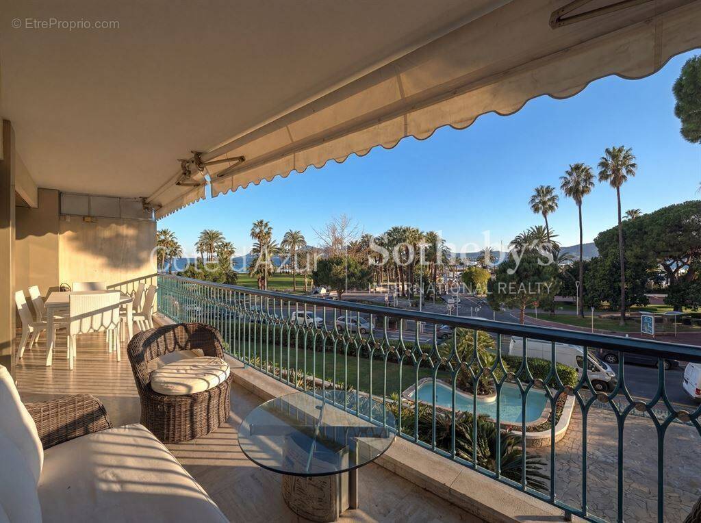 Appartement à CANNES