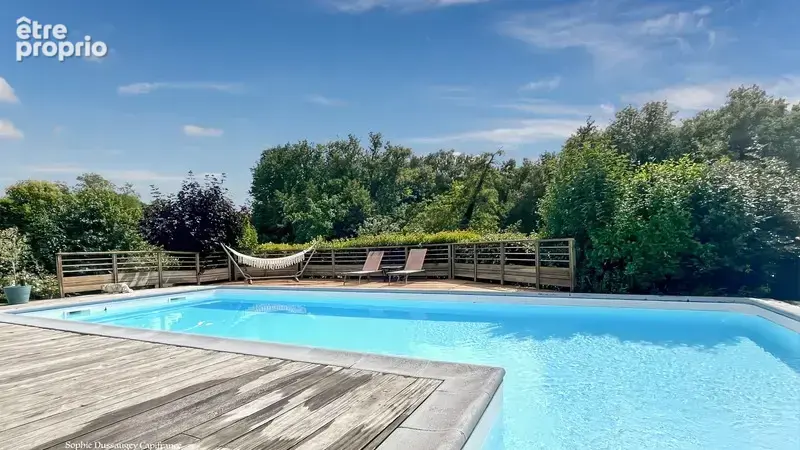 Yvrac, Maison d'architecte, 5 pièces, piscine, au calme, vue sur le parc (33) - photo 2