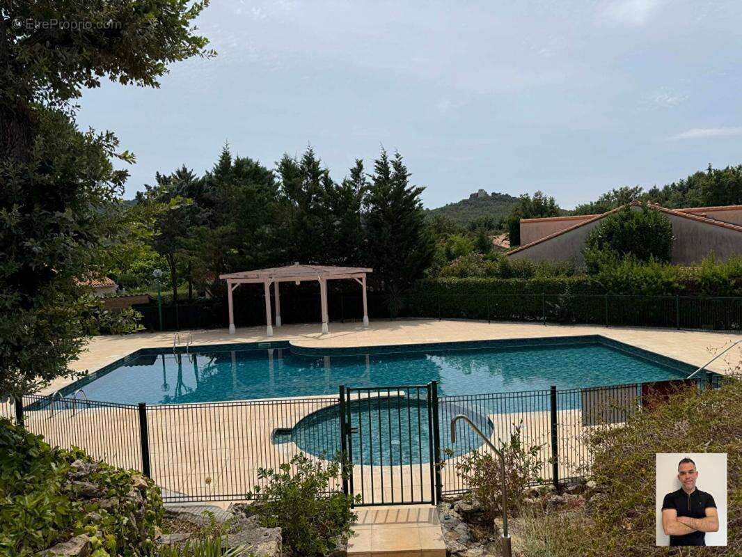 Appartement à FORCALQUEIRET