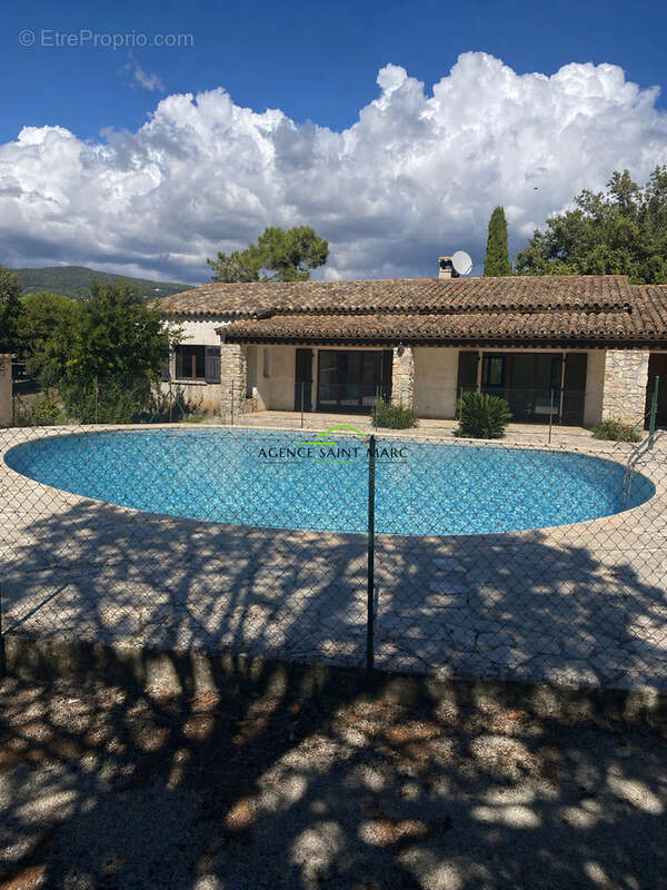 Maison à PEYMEINADE
