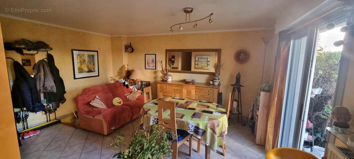 Appartement à VILLEMOMBLE