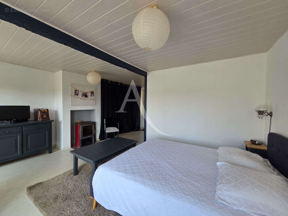 Maison à SAINT-VINCENT-SUR-OUST