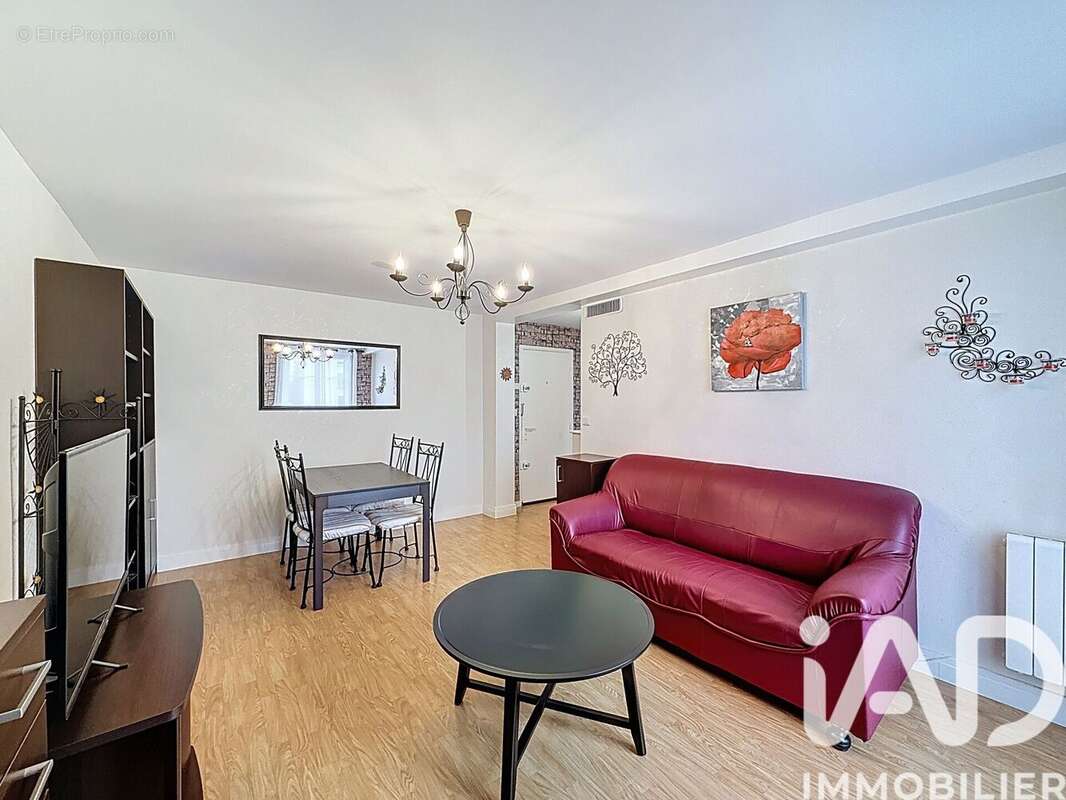 Photo 2 - Appartement à CHOISY-LE-ROI