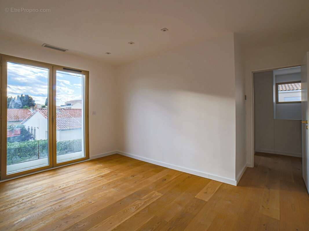 Maison à LUNEL-VIEL