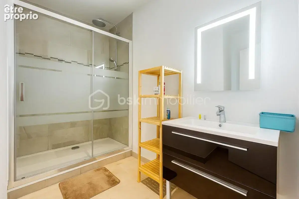 Maison familiale de 227m2 avec piscine chauffée! - photo 12