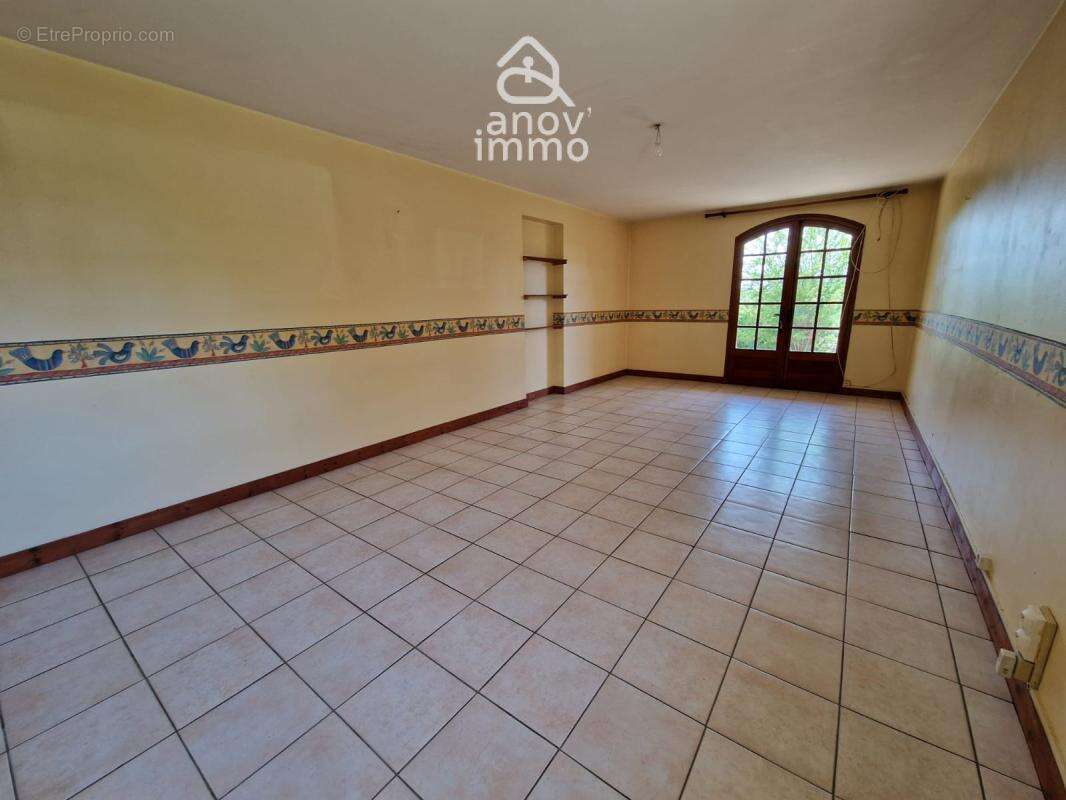 Maison familiale 4 chambres (+ bureau) avec Jardin - SOYAUX - photo 10