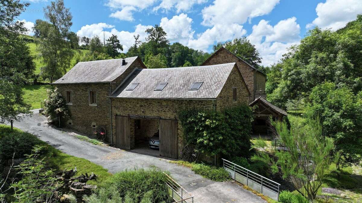 Ensemble immobilier - potentiel business - lévézou aveyron - photo 12
