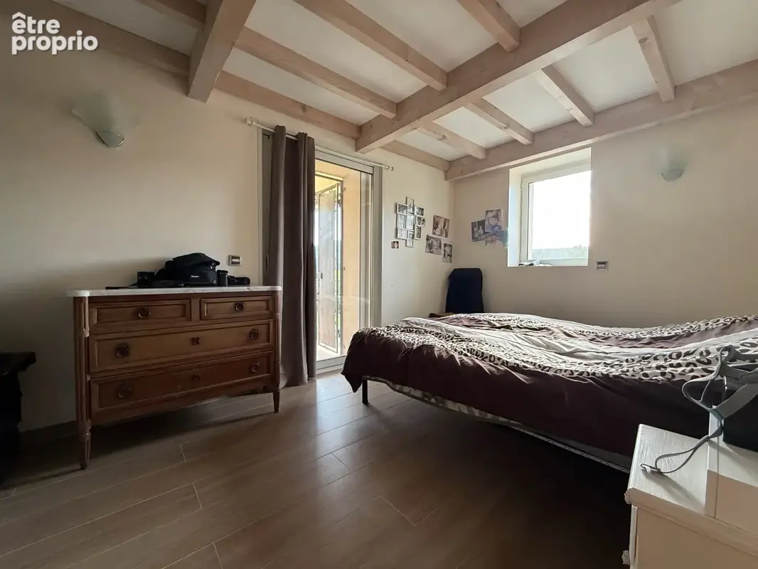 En EXCLUSIVITE Ancien Mazet de 93m2 + 40m2 de Stockage + Source le tout sur 6022m2 de terrain avec vue - photo 12