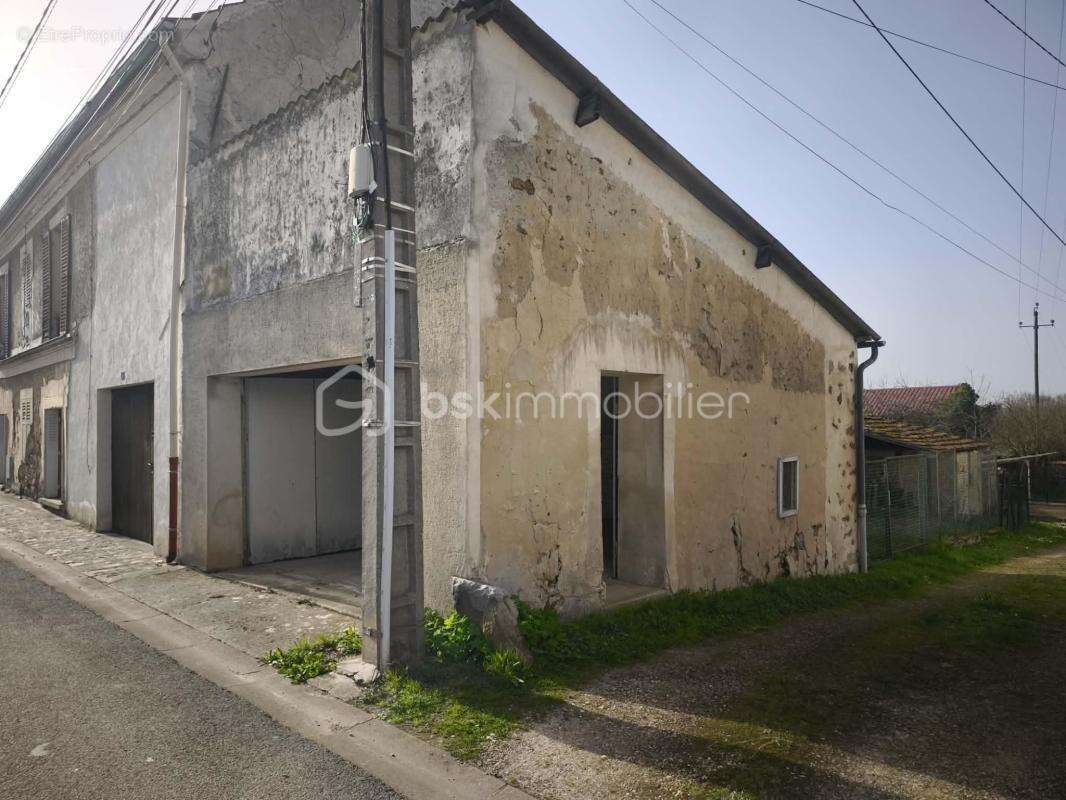 Maison de 61m², 2 chambre et 1 bureau avec jardin - photo 12