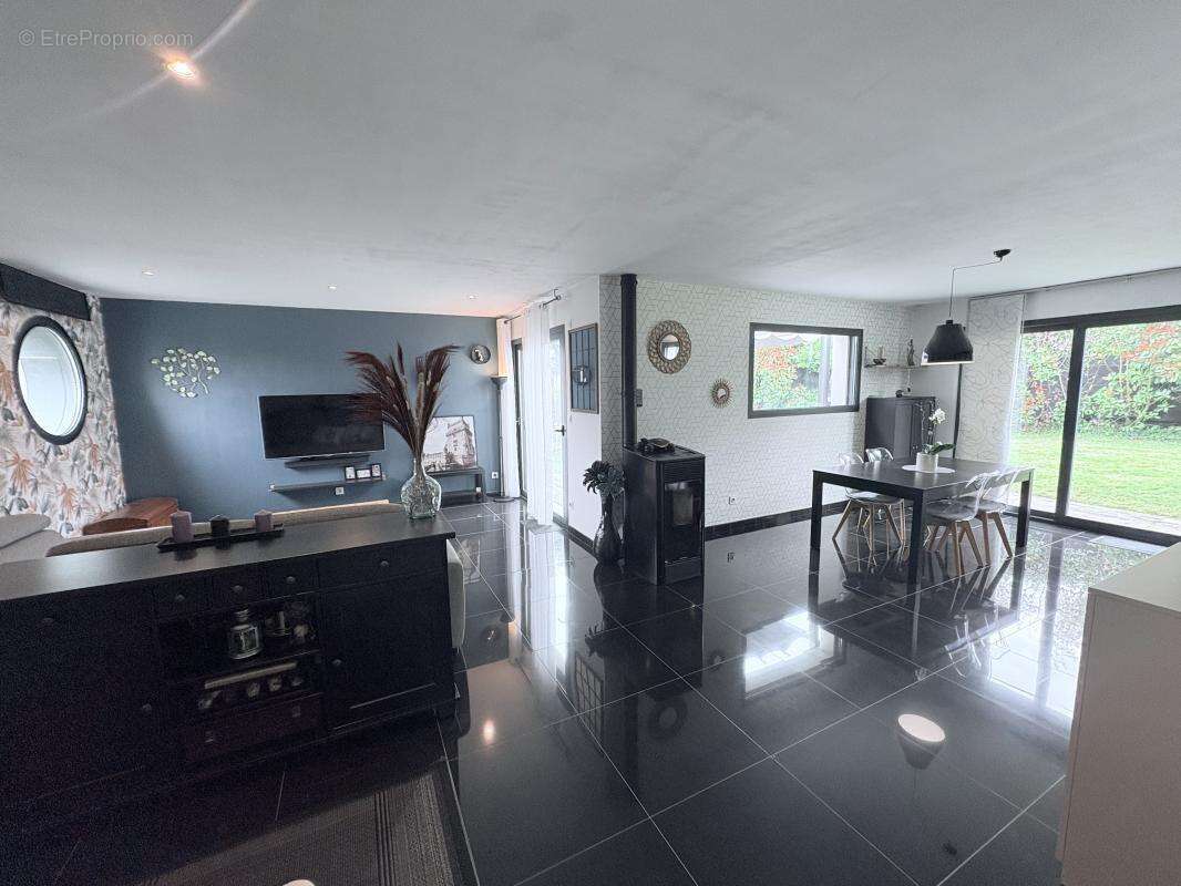 Maison T7 à Thorigné-Fouillard - photo 3