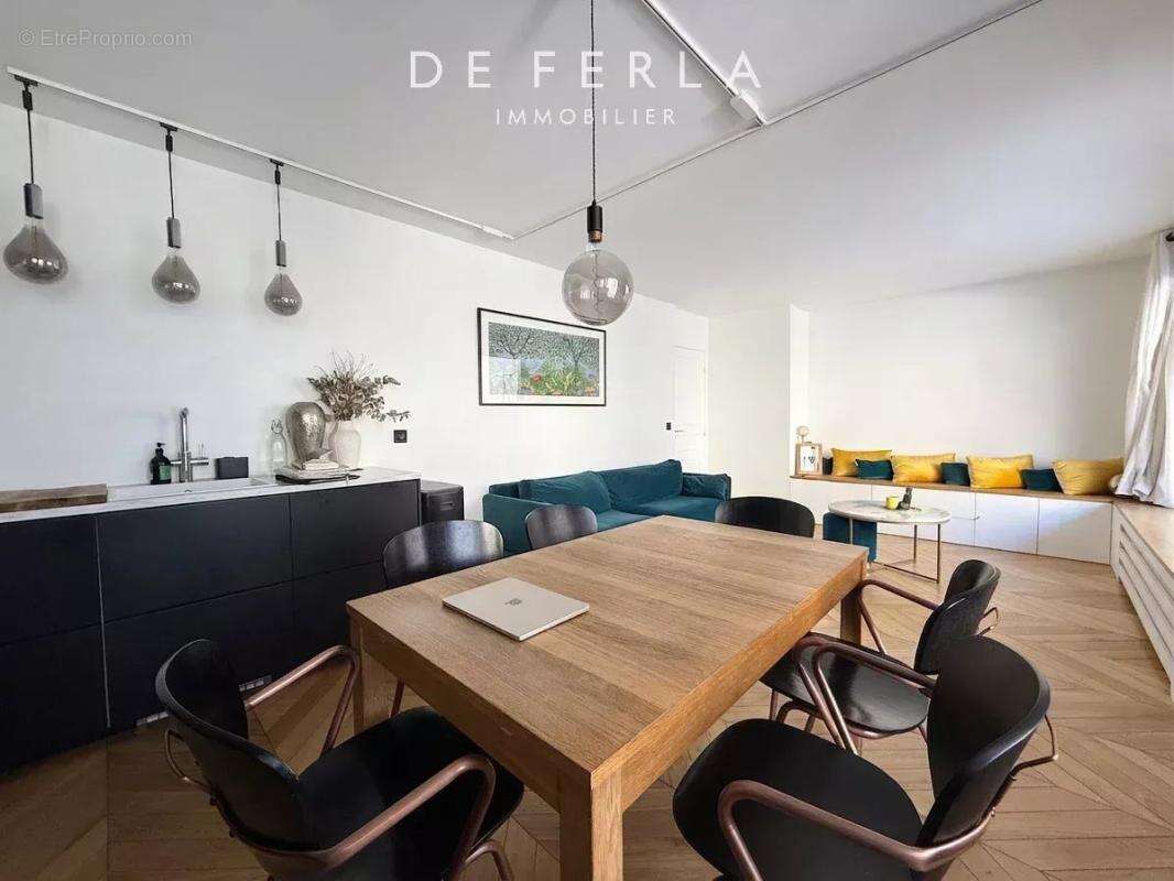 Appartement à PARIS-15E