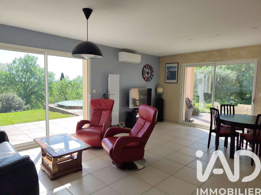 Photo 3 - Maison à SAINT-MARTIN-D'ARDECHE