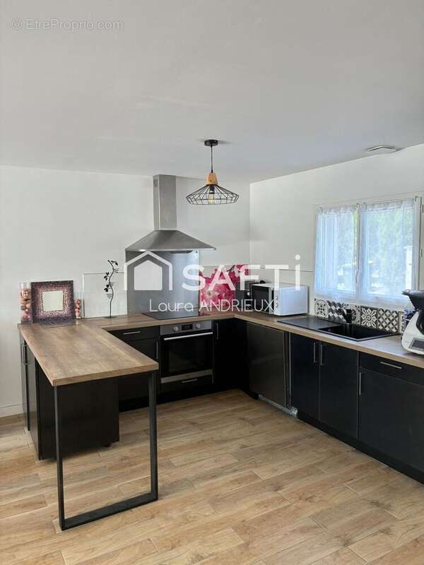 Maison 92 m² à Pailhes  - photo 7