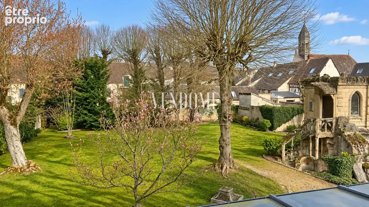 Nogent-le-roi   demeure de charme de 325 m2   parc arboré, piscine et dépendances - photo 18
