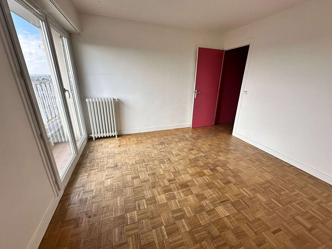 Appartement à ENGHIEN-LES-BAINS