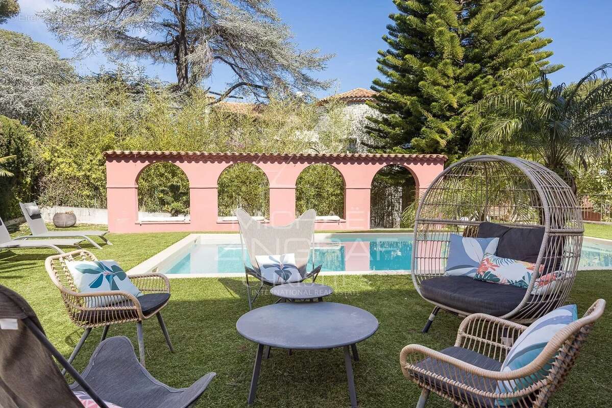 Maison à ANTIBES