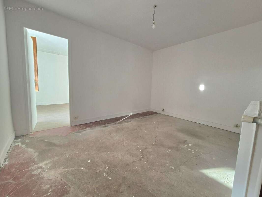 Photo 6 - Maison à VERT