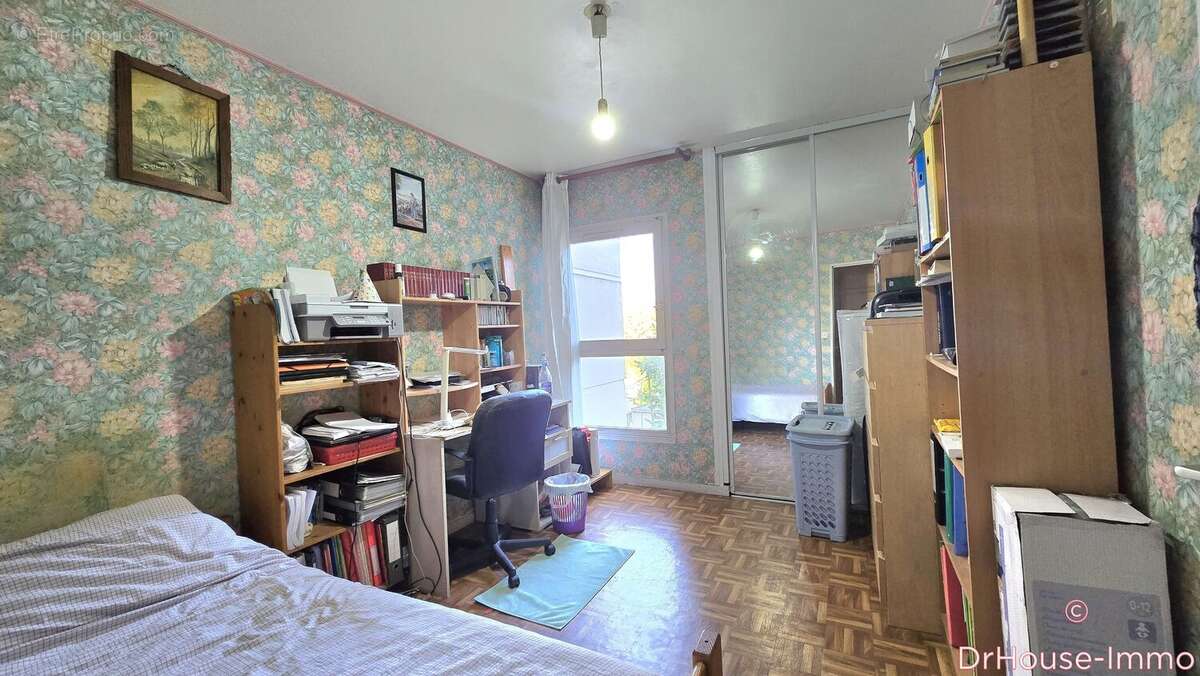 Appartement à LA COURNEUVE