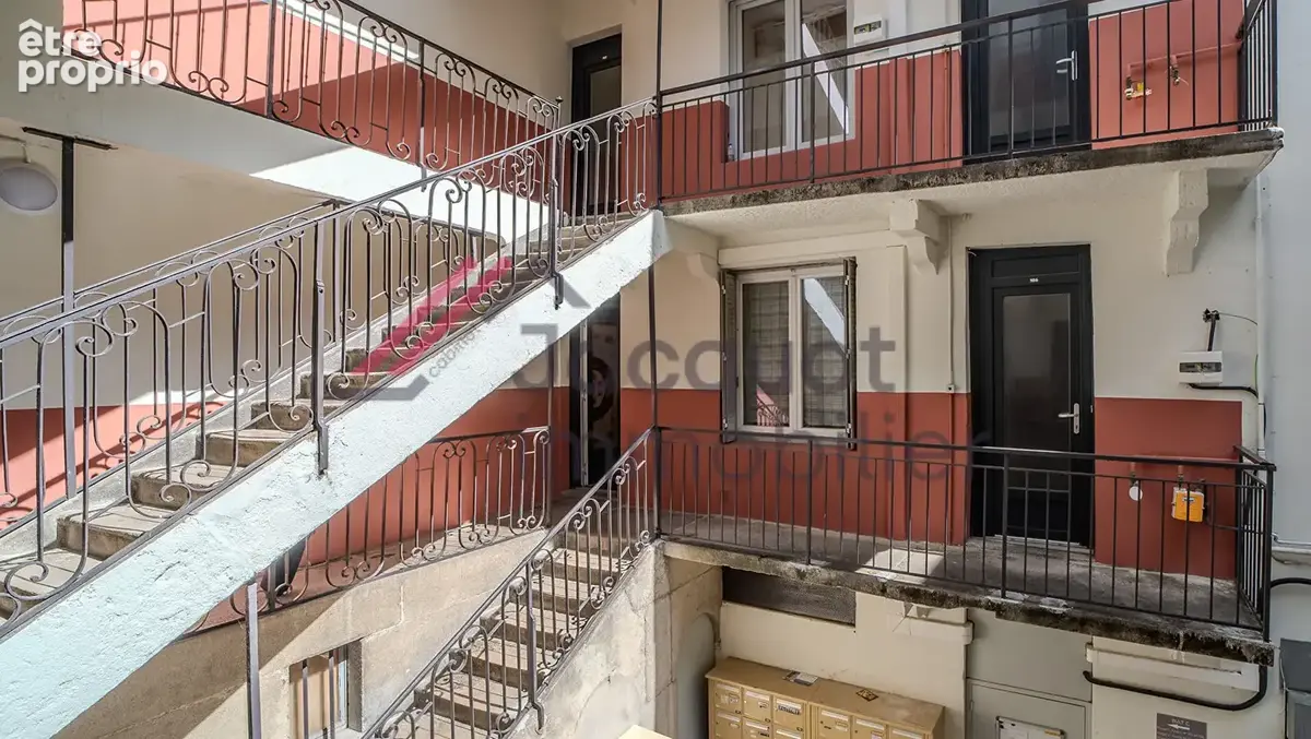 Appartement 2 pièces 38 m² à vendre à Lons-Le-Saunier (39000) - photo 5