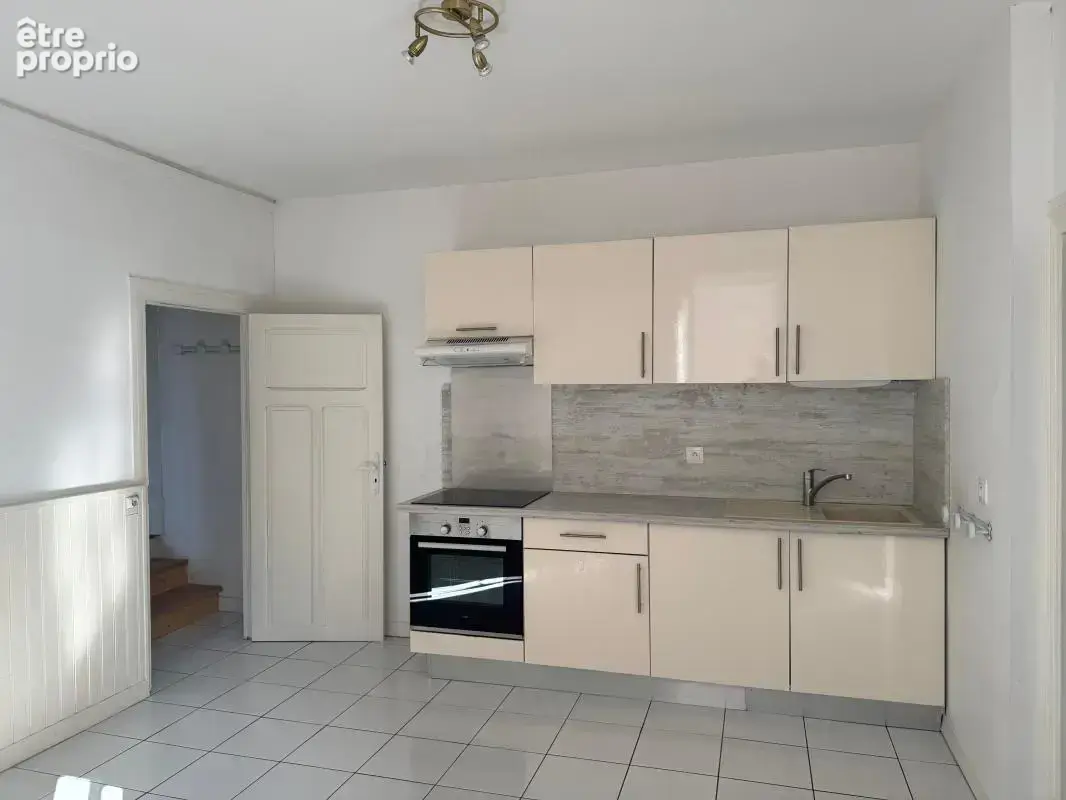 [INVESTISSEMENT / RENTABILITÉ 10 % BRUTS] Immeuble de rapport à Saint-Satur - photo 5