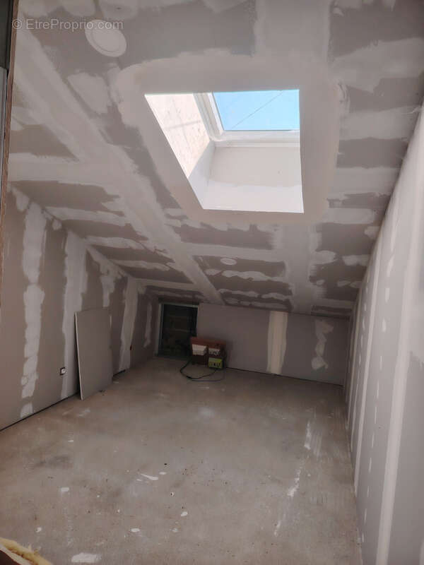 Appartement à SENON