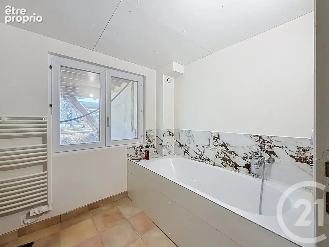 Maison 85 m² à Plenee-Jugon  - photo 7