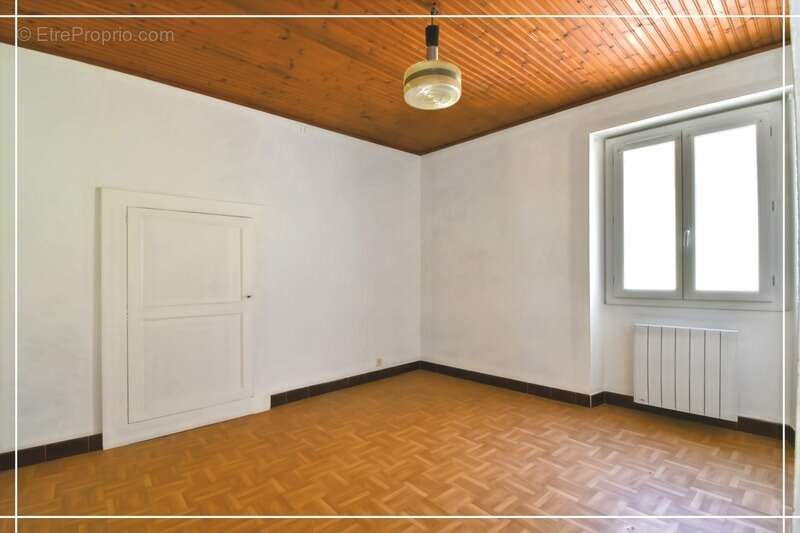 Maison à CHATEAUMEILLANT