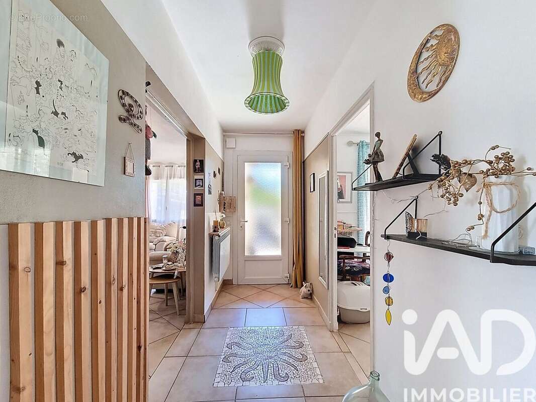 Photo 2 - Maison à BAGNOLS-SUR-CEZE
