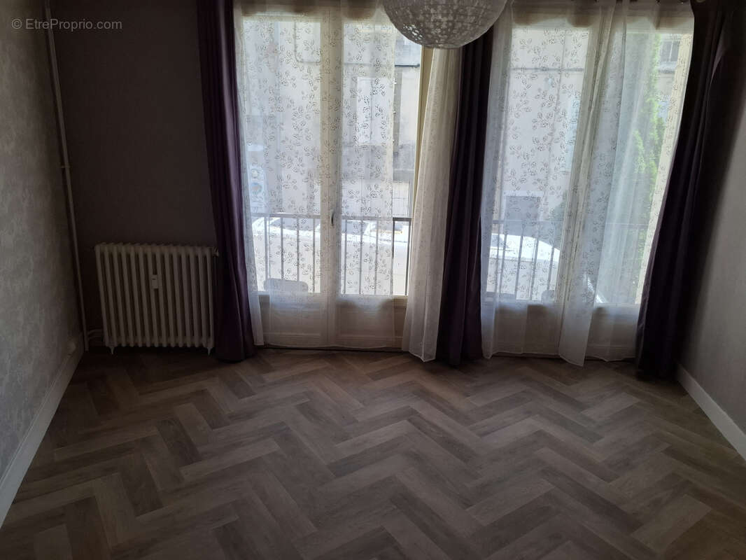 Appartement à LE DORAT