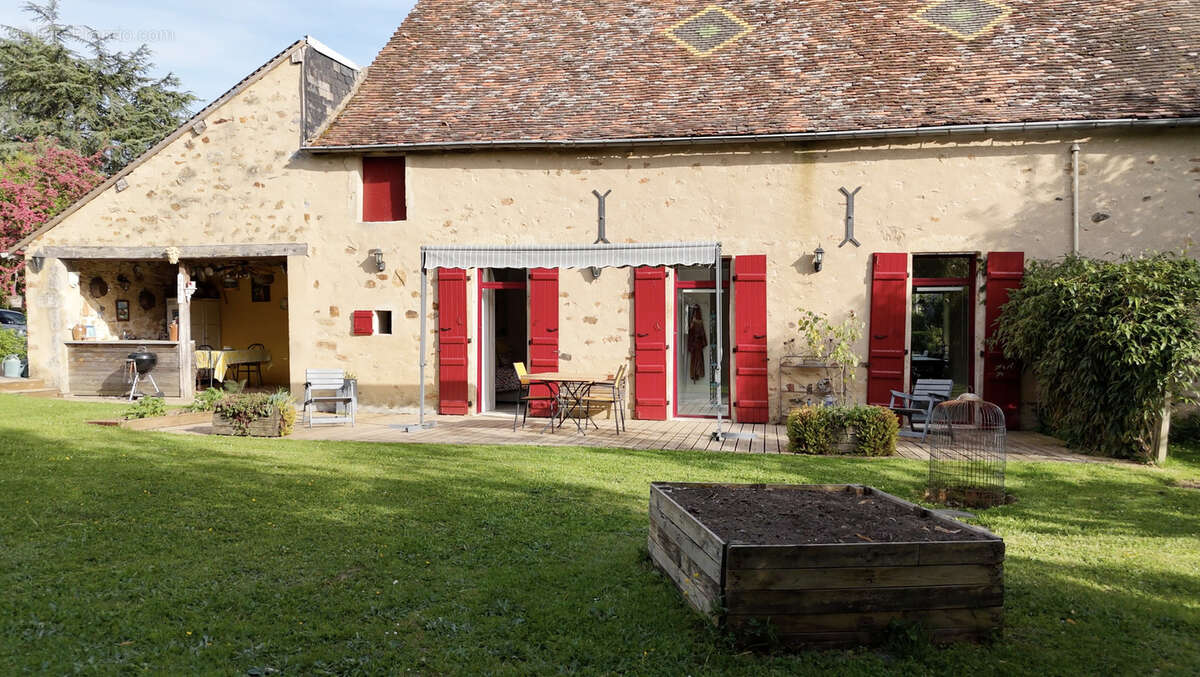 Maison à SERMAGES