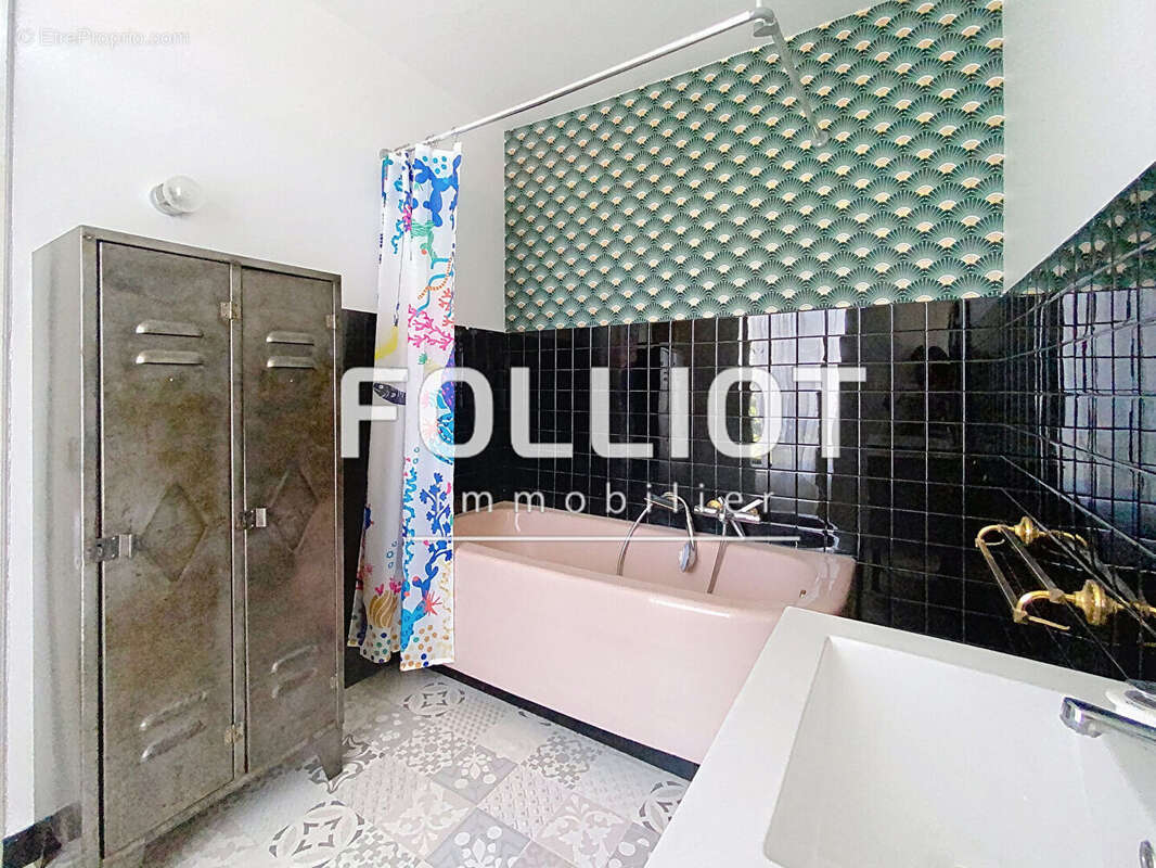 Maison à SAINT-MARTIN-DES-BESACES