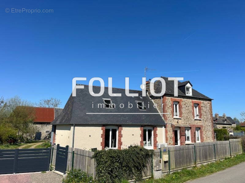 Maison à SAINT-SEVER-CALVADOS