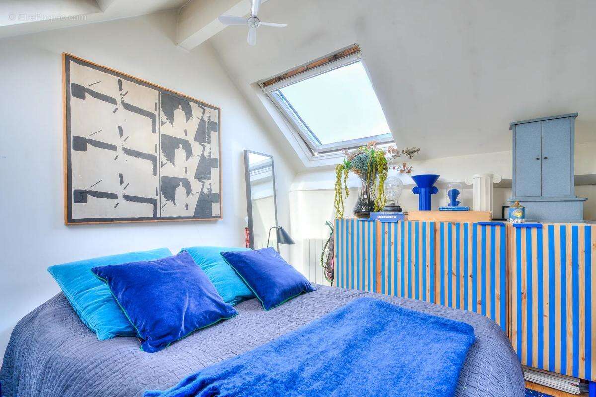 Appartement à PARIS-11E