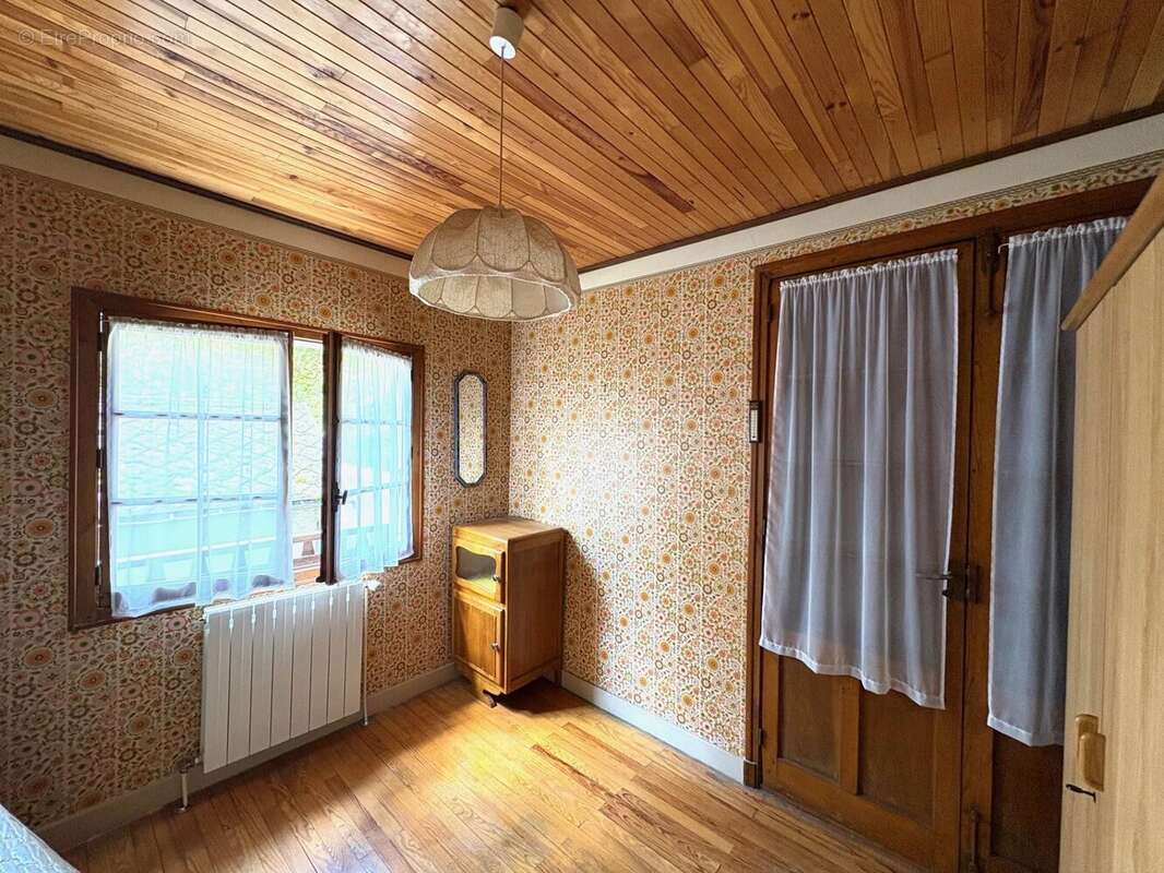 Maison à MONESTIER-DE-CLERMONT