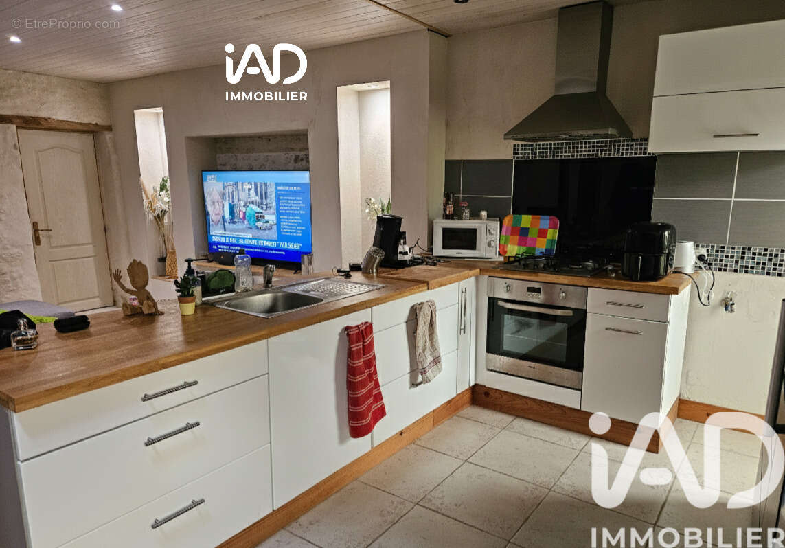 Photo 2 - Maison à SAINT-HIPPOLYTE