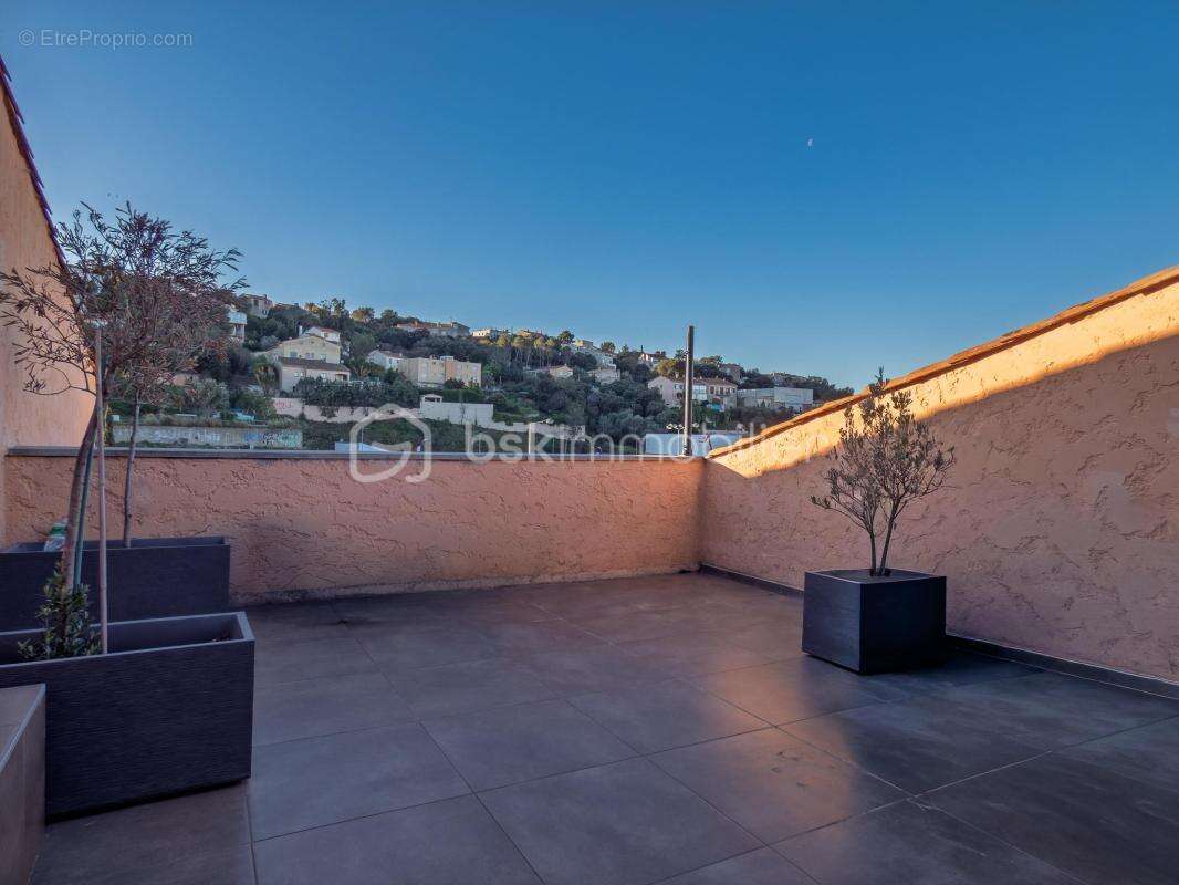 Appartement à vendre 2 pièces - Saint-Raphaël (83) - photo 12