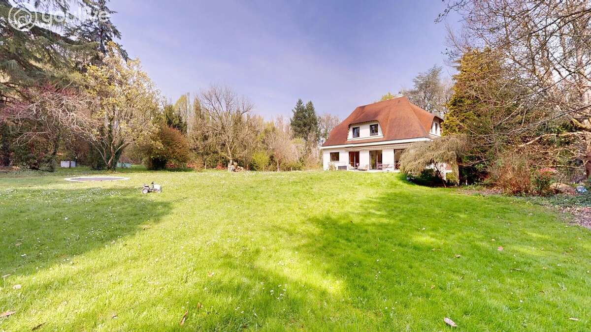 Maison à LA CHAPELLE-SUR-ERDRE