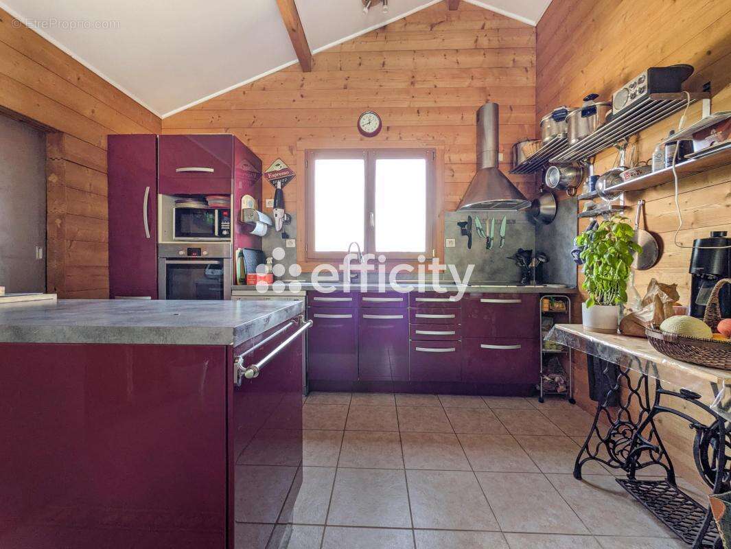Maison 125 m² à Sereilhac  - photo 5