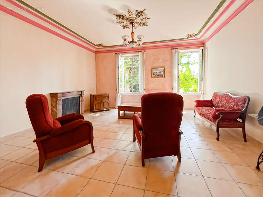 Maison à NOVES
