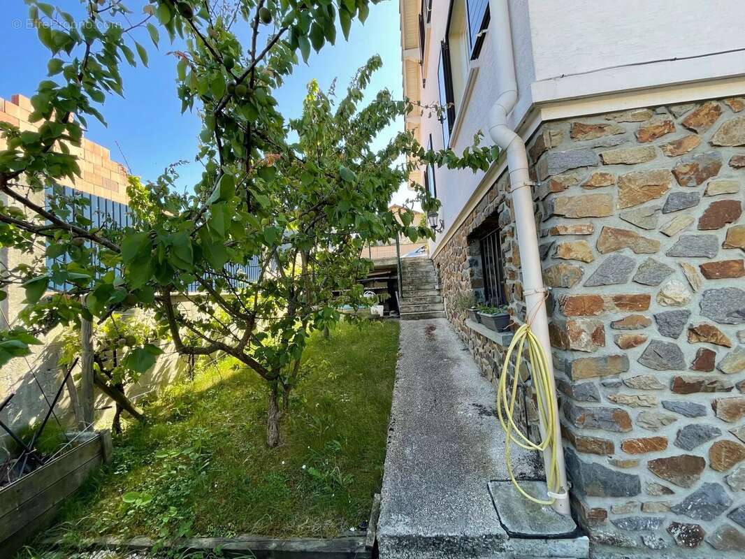 Maison à MONTFERMEIL