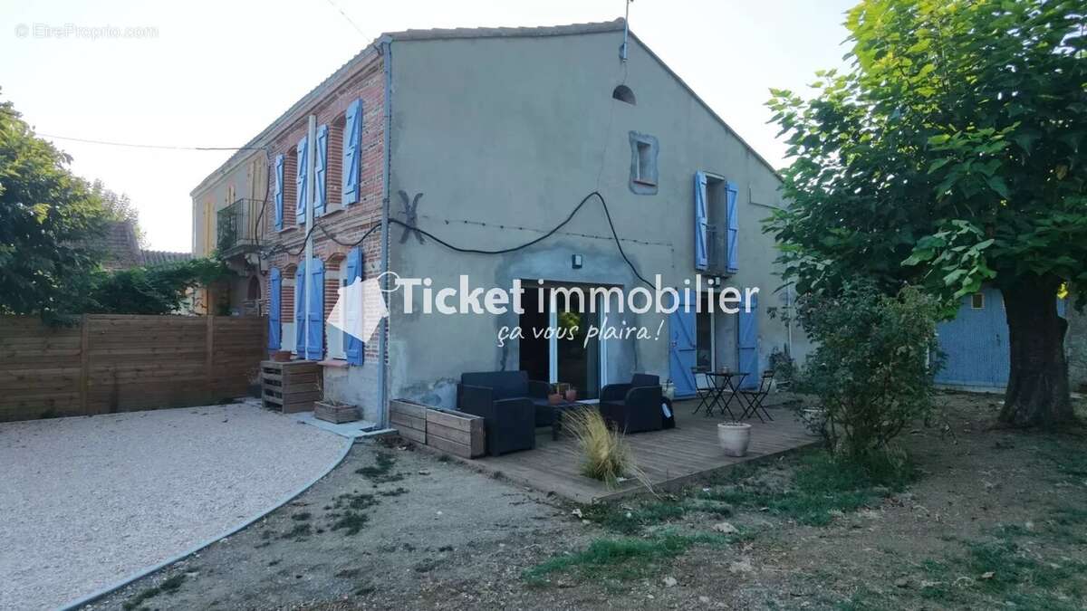 Maison t3 92m2 avec garage, jardin de 466m2, climatisation, travaux recents etc ... - photo 16